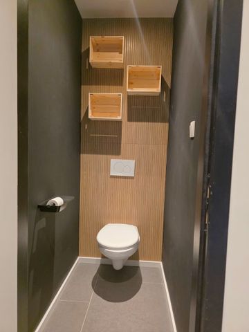 Volledig gerenoveerde beletagewoning op toplocatie in Aalst! - Photo 5