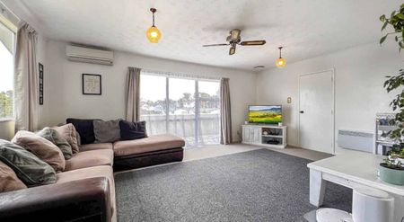 1/27 Midgley Road, West Harbour - Photo 4