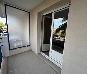 Location Appartement 2 pièces 43m² - Photo 5