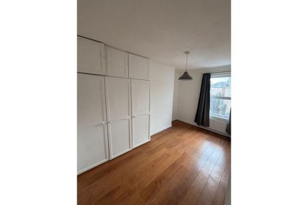 3 bedroom end of terrace house to rent - Photo 2