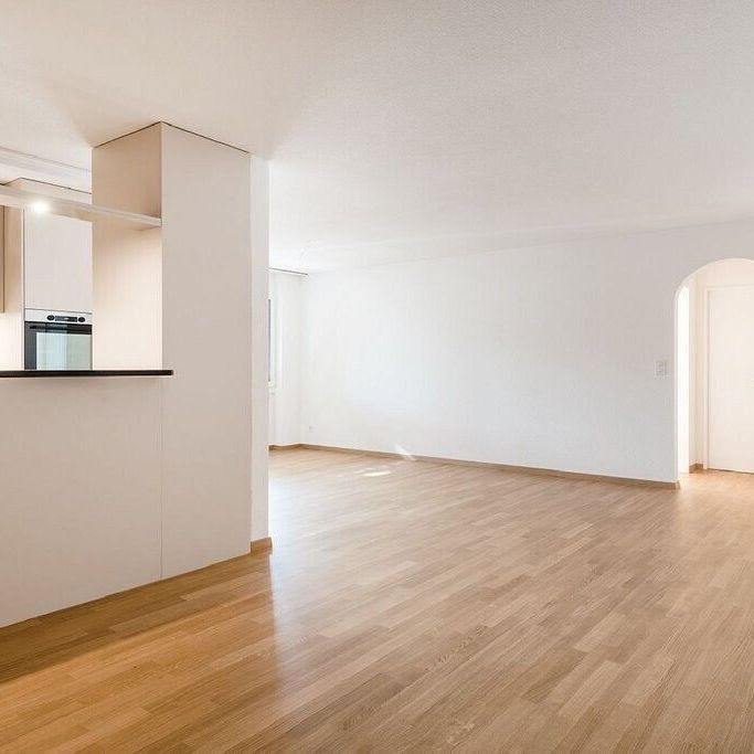 Starting your own happy home life - Photo 1