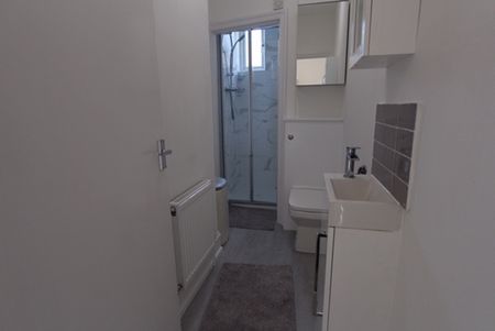 1 Bed Flat, Marlborough Hill, HA1 - Photo 4