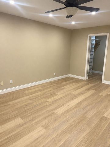 For Lease - 670 Macbeth Heights, Mississauga, Ontario - Photo 2
