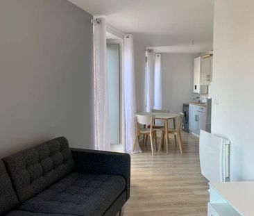 T2 - 2 Piece(s) - 38 M2 - Photo 4