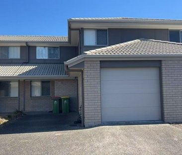Spacious 2 bedroom townhouse for rent - Photo 3
