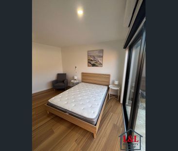 Modern Studio - Fully Furnished Studio Rooms - ALL Utilities Included - Photo 3