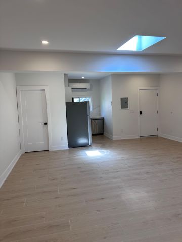 For Lease - 500 Salem Avenue Unit# L, Toronto, Ontario - Photo 2