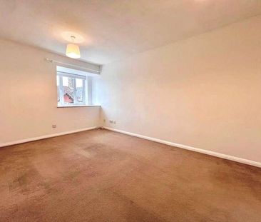 Linden Drive, Liss, Hampshire, GU33 - Photo 2