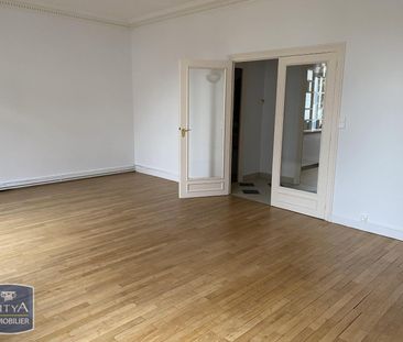 Location Appartement 5 pièces 118m² ST NAZAIRE 44600 - Photo 2