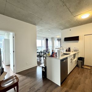 Lasalle - Brand New 4 1/2 Condo - Garage - Photo 3