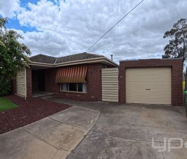 A Place to Call Home – Comfort, Space & Style! - Photo 4