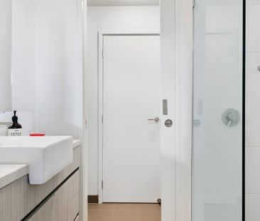 Charming 2-Bedroom Apartment - Photo 5