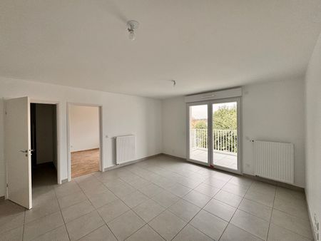 Location appartement 3 pièces, 62.90m², La Roche-sur-Yon - Photo 2