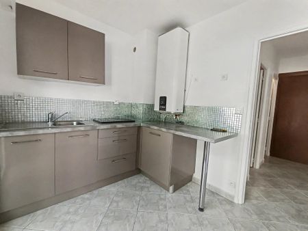 Location Appartement 2 pièces 37m² CANNES 06400 - Photo 2