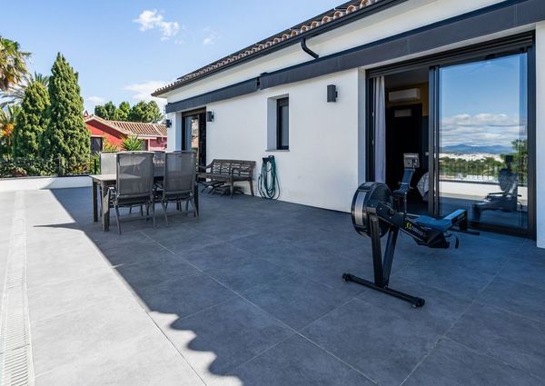 3 bedroom luxury Villa for rent in Rio Real, Marbella, Andalusia