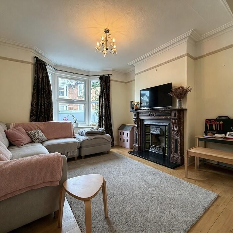 4 bedroom terraced house to rent - Photo 1