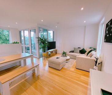 1 bedroom in a flat share to rent - Photo 4