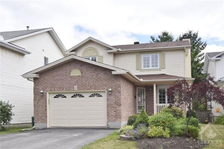 For Lease - 417 Pauline Charron Place, Vanier and Kingsview Park, Ontario - Photo 2