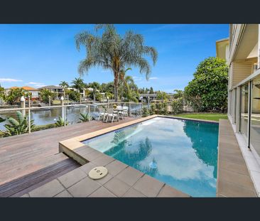 19 Tourangeau Crescent, Varsity Lakes, Qld 4227 - Photo 2