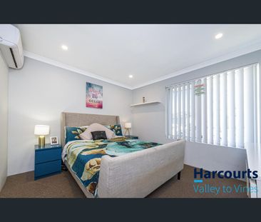 8 Noctis Way, Aveley, WA 6069 - Photo 6