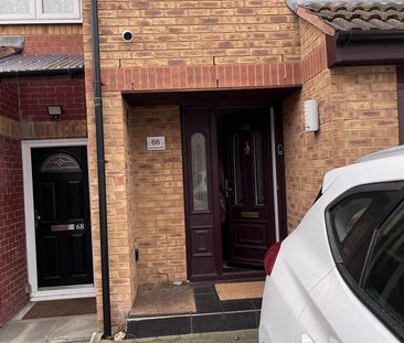 Room in a Shared House, Harlinger Street, SE18 - Photo 6