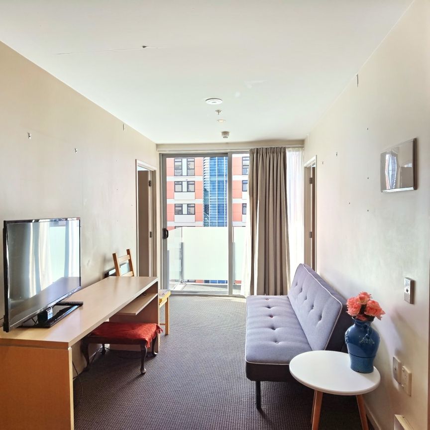 Great location apartments! - Photo 1