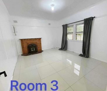 Move-In Ready Carramar Home - Walk to Local Amenities! - Photo 1