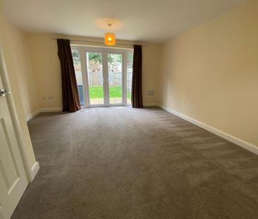 2 bedroom semi-detached house to rent - Photo 2