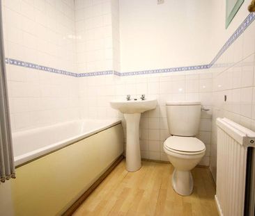 1 bedroom property to rent - Photo 6