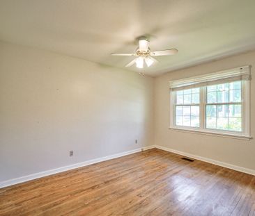 For Lease - 35 Camwood Crescent, Toronto, Ontario - Photo 3