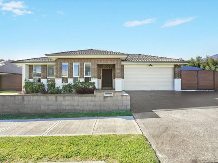 Modern Family Living on a Grand Scale - Photo 5