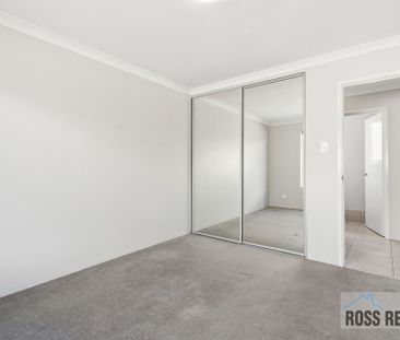 Low Maintenance Living! - Photo 1