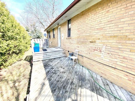 For Lease - 18 Rockport (Bsmt) Crescent, Richmond Hill, Ontario - Photo 1