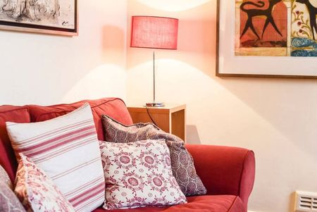 Saint George's Drive - Photo 2