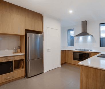 This modern residence is located in the highly sought-after norther... - Photo 5