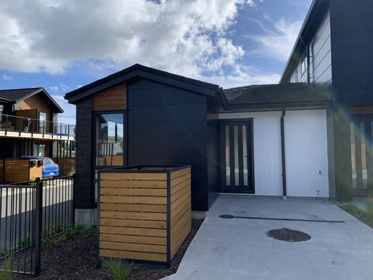 2 Honowai Street, Kumeu, Auckland - Photo 1