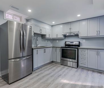 For Lease - 99 Purcell Crescent Unit# B, Vaughan, Ontario - Photo 4
