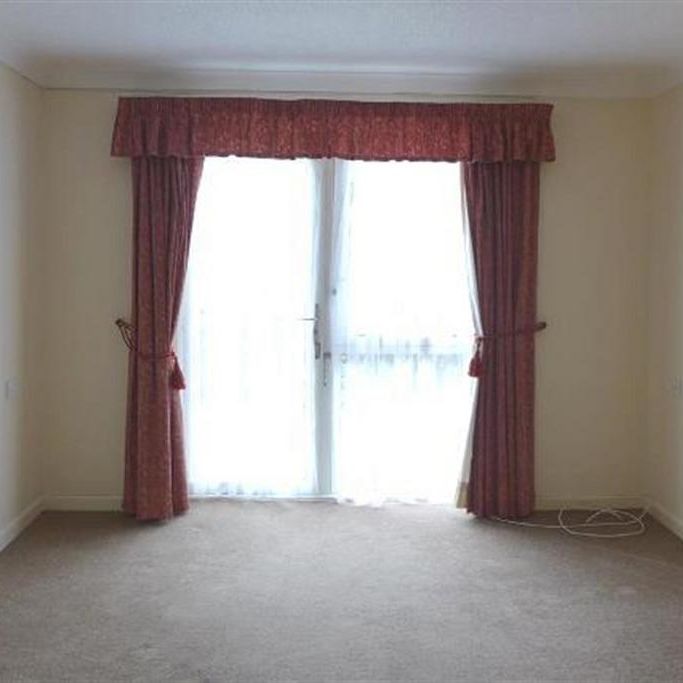 1 bedroom retirement property to rent - Photo 1