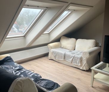 Gezellig instapklaar appartement in Zwevezele! - Photo 2