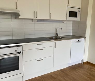 Trapetsgatan 10 - Photo 2