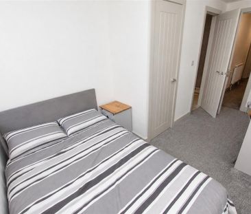 7 bedroom house to rent - Photo 4