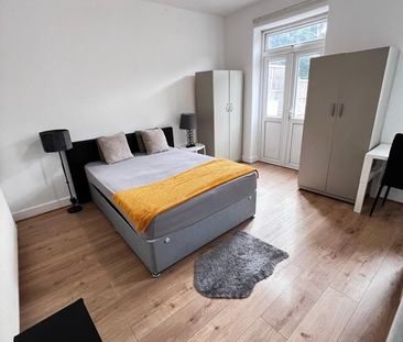Room in a Shared Flat, Village Way, NW10 - Photo 3