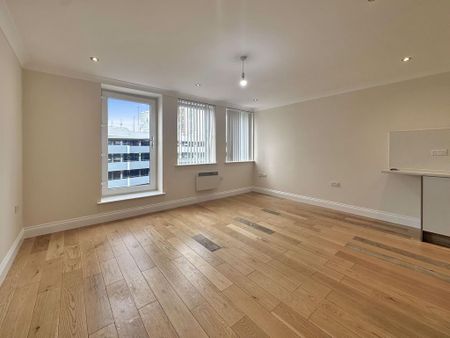 1 bedroom apartment to rent - Photo 2