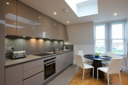 2 bedroom flat to rent - Photo 5