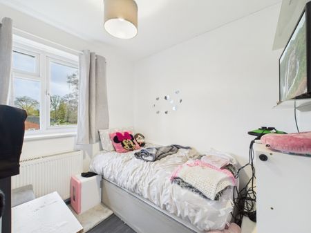 Carter Road, Cheltenham, GL51 - Photo 4