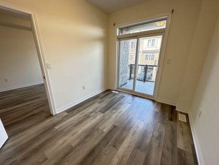 For Lease - 40 Zinfandel Drive Unit# 22, Hamilton, Ontario - Photo 3