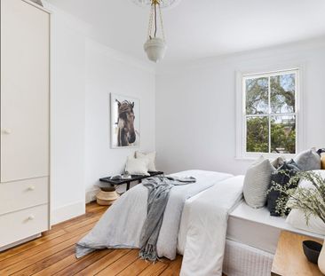 Classic terrace charm in a vibrant village setting - Photo 4
