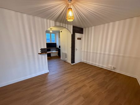 Location appartement 3 pièces, 53.00m², Rochefort-sur-Loire - Photo 2