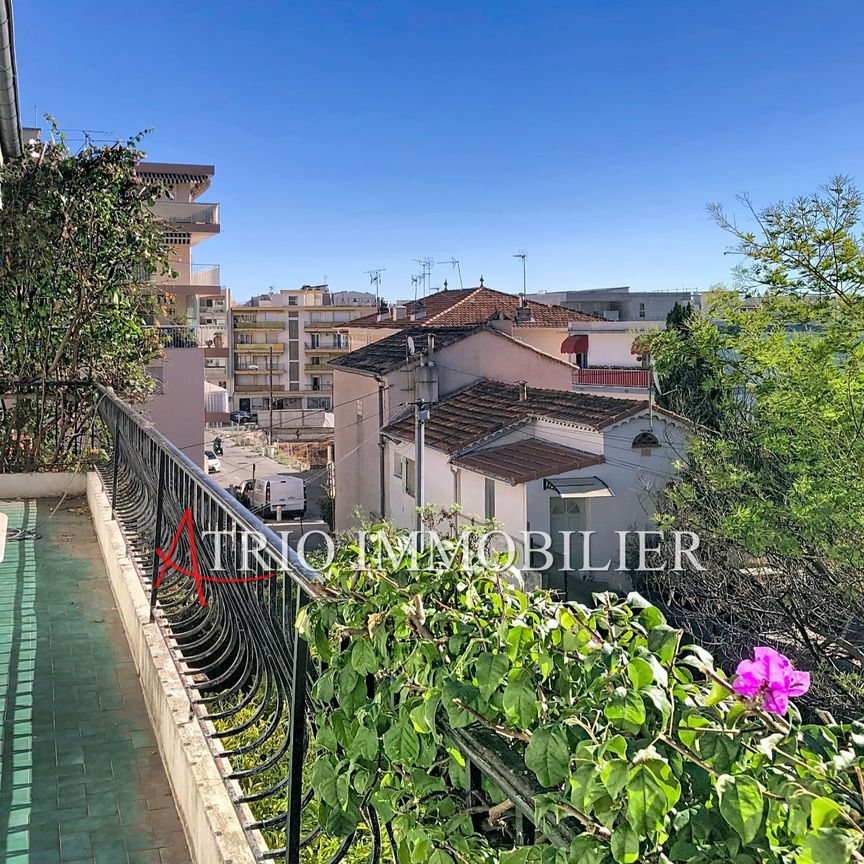 Location Appartement 3 pièces 75m² ST LAURENT DU VAR 06700 - Photo 2