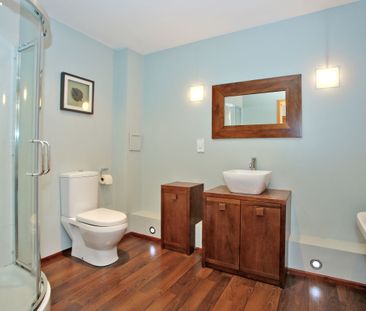 4 bedroom semi-detached house to rent - Photo 5